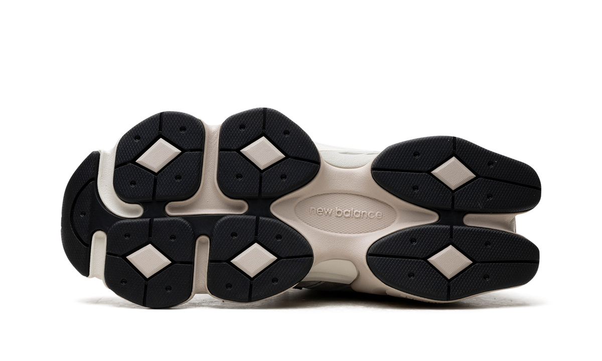 9060 "Slate Grey" U9060EEE