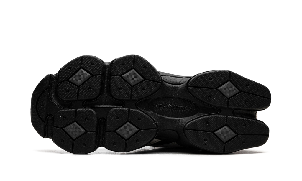 9060 "Off White Black" U9060ZBS